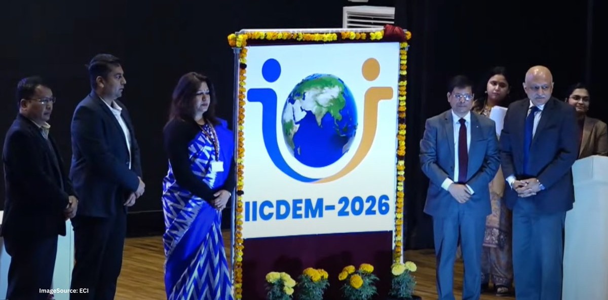 भारत में वैश्विक लोकतांत्रिक संवाद का महाकुंभ